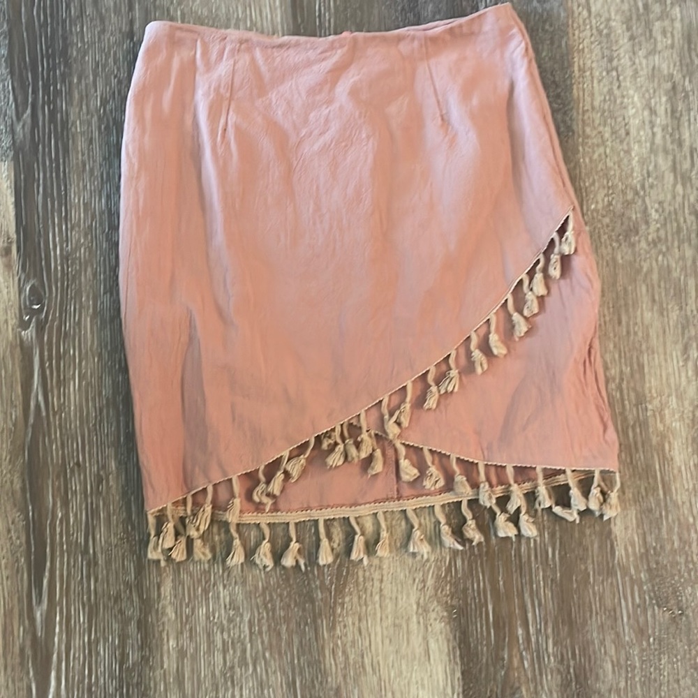 High waisted skirt